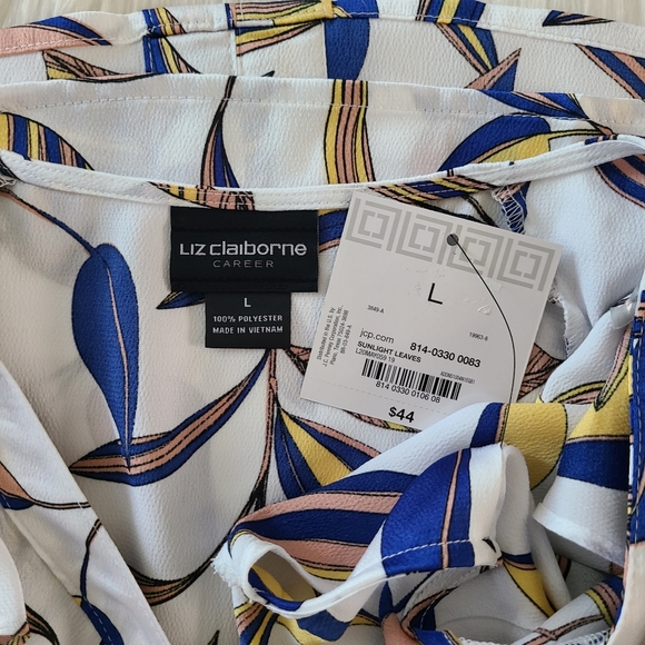 Liz Claiborne Vneck Blouse, size L - Picture 6 of 10